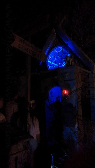 Eerie entrance into the Hellview Cemetary haunts Eerie entrance into the Hellview Cemetery haunts