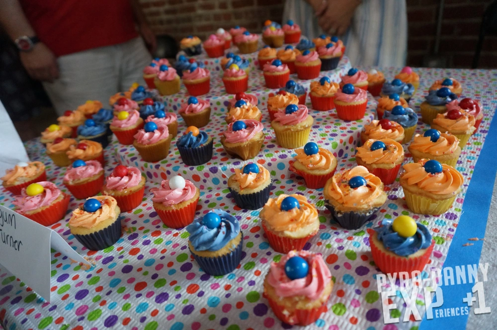 Bubblegum Cupcakes [The Great St. Pete Cupcake Contest | PyraDannyExperiences.com]