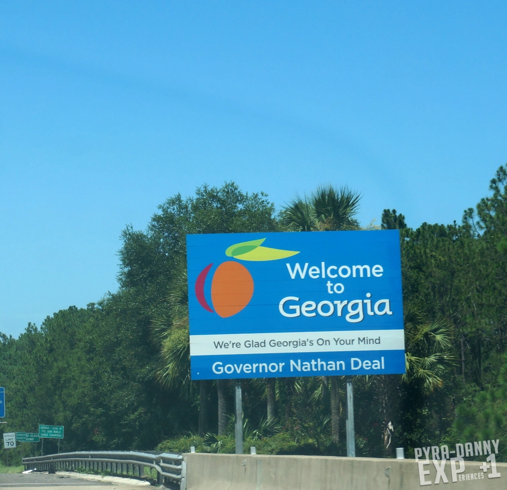 Welcome to Georgia sign [Savannah Whirlwind | PyraDannyExperiences.com]