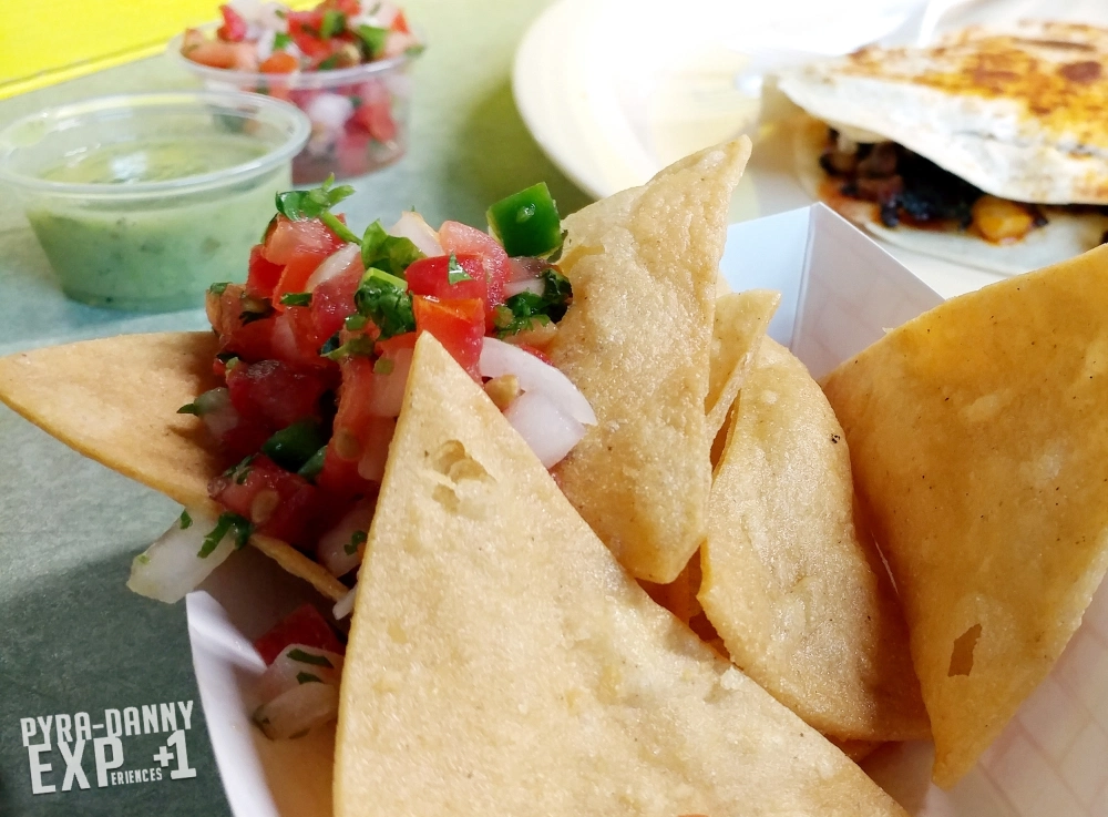 Self-serve chips area from Taqueria Los Pericos [Dining around Santa Cruz | PyraDannyExperiences.com]